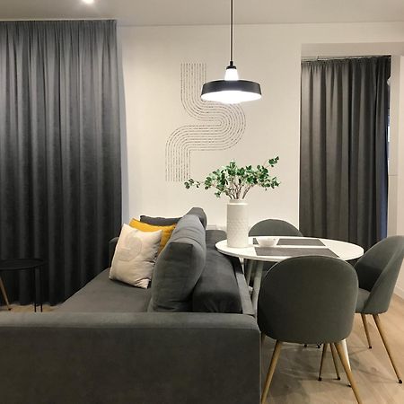 Modern Studio City Center Дуже Тепло! Netflix Khmelnytskyi Exterior photo