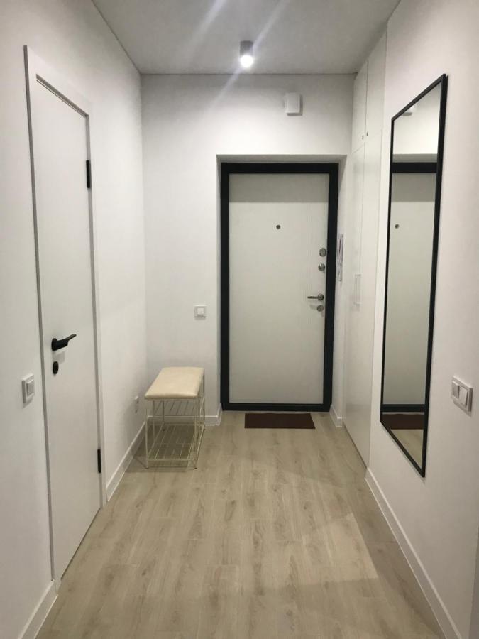Modern Studio City Center Дуже Тепло! Netflix Khmelnytskyi Exterior photo